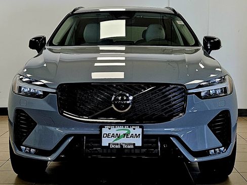 New 2026 Volvo XC60 B5 Ultra w/ Protection Package Premier image 7