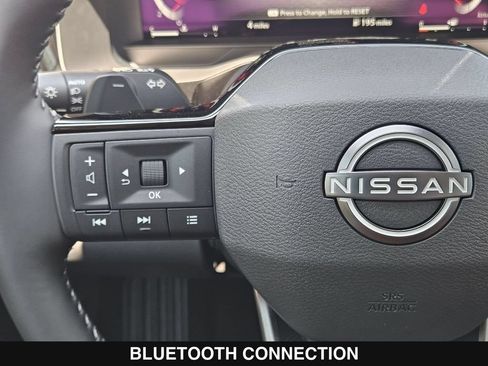 New 2026 Nissan Pathfinder Platinum FWD image 27