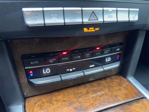 Used 2014 Mercedes-Benz E 350 Sedan image 64