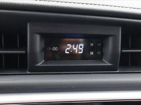 Used 2017 Toyota Corolla LE w/ Carpet Mat Package (TMS) image 21