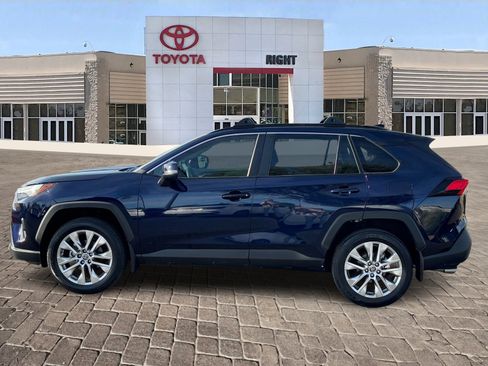 Certified 2025 Toyota RAV4 XLE Premium image 4