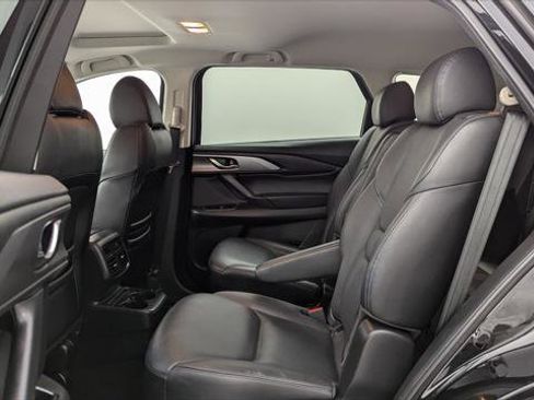 Used 2023 MAZDA CX-9 Touring image 17