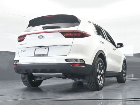 Used 2022 Kia Sportage LX image 52