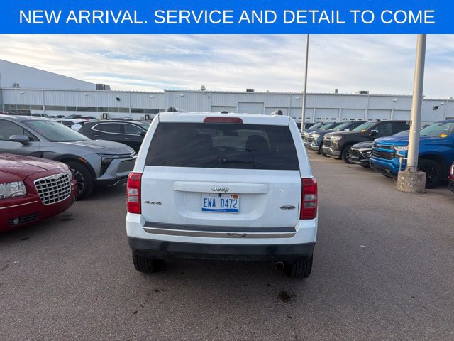 Used 2016 Jeep Patriot High Altitude AWD/4WD image 16