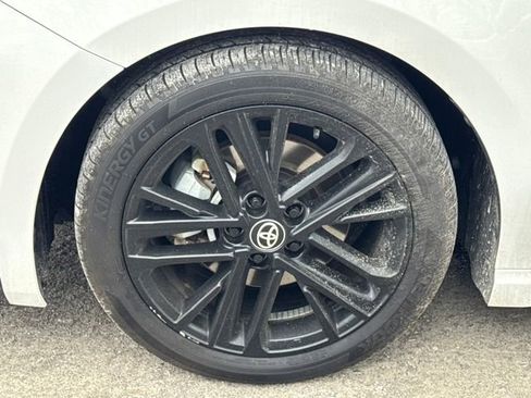 Used 2025 Toyota Camry SE image 22