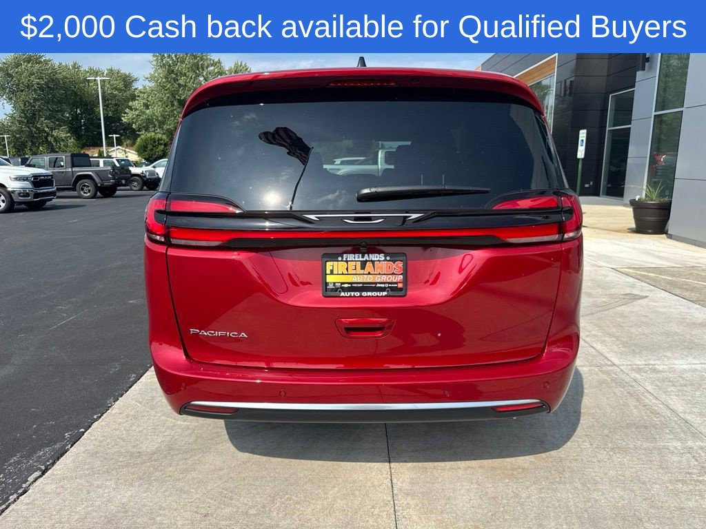 New 2027 Chrysler Pacifica Select FWD image 5