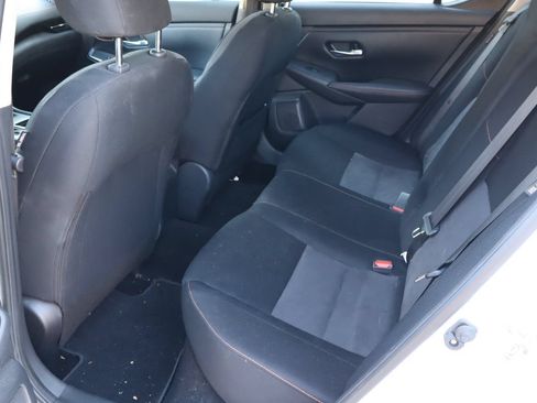 Used 2022 Nissan Sentra SR FWD image 5