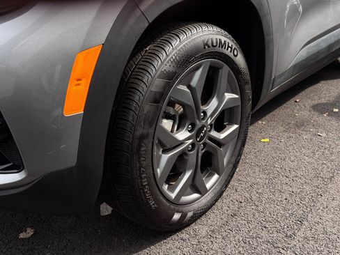 Used 2024 Kia Seltos S image 12