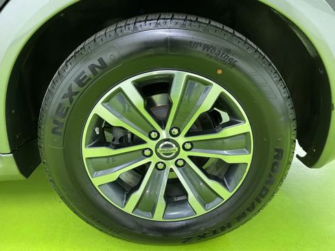 Used 2020 Nissan Armada SL w/ Premium Package image 16