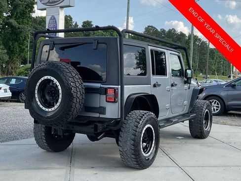 Used 2014 Jeep Wrangler Unlimited Sahara image 7