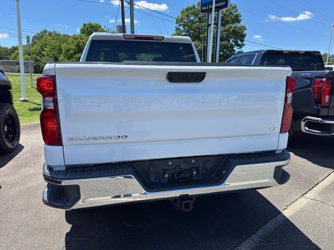 Used 2023 Chevrolet Silverado 1500 LT AWD/4WD image 5