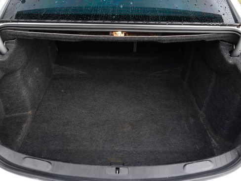 Used 2016 Chevrolet Impala LTZ FWD image 23