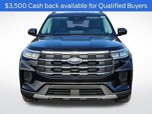New 2026 Ford Explorer Active image 2