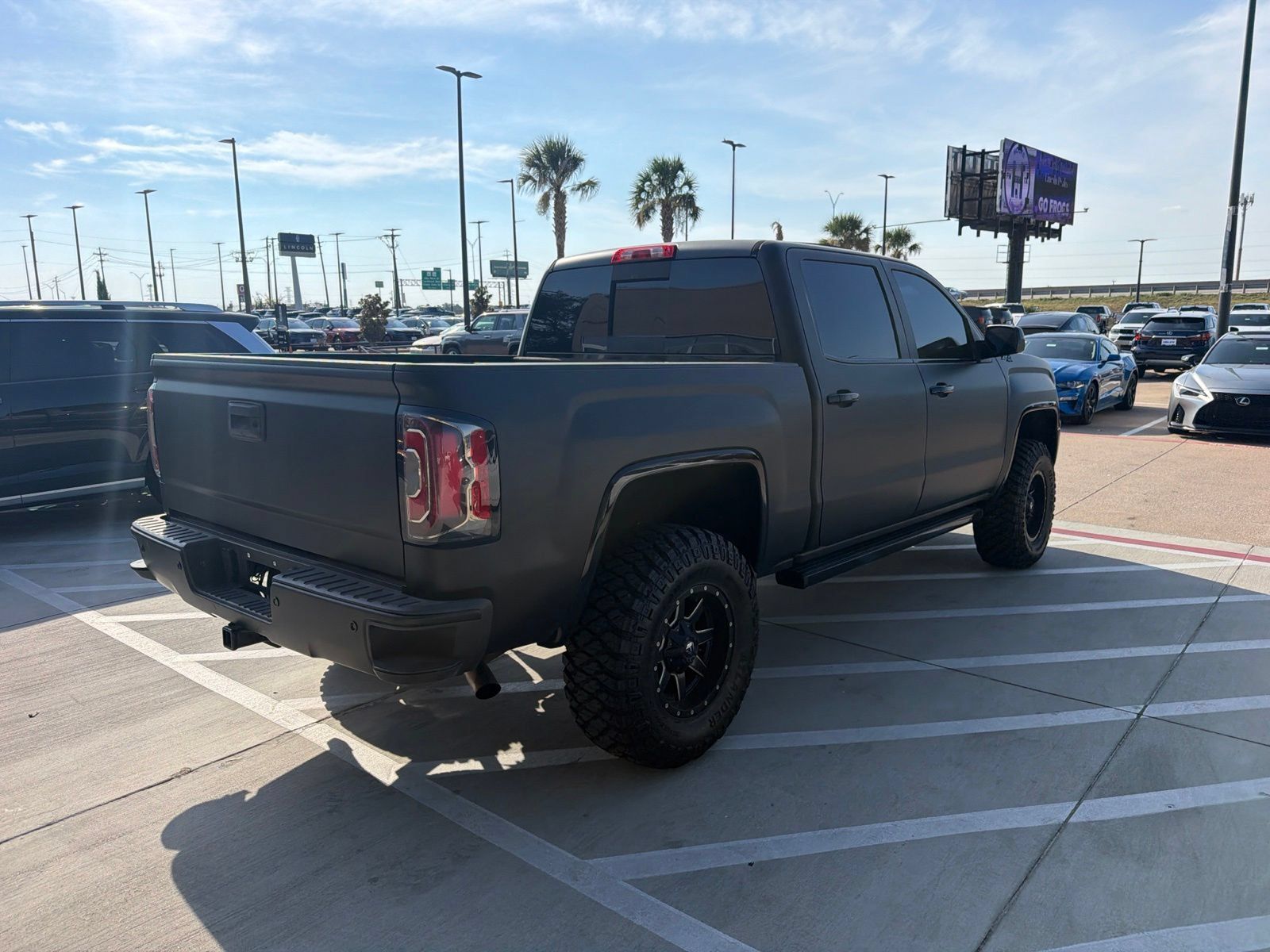 Used 2017 GMC Sierra 1500 Denali w/ Denali Ultimate Package AWD/4WD image 5