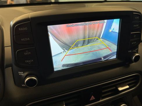 Used 2019 Hyundai Kona Limited AWD/4WD image 14