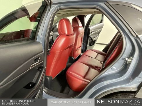 Certified 2025 MAZDA CX-30 AWD 2.5 S w/ Preferred Package image 12