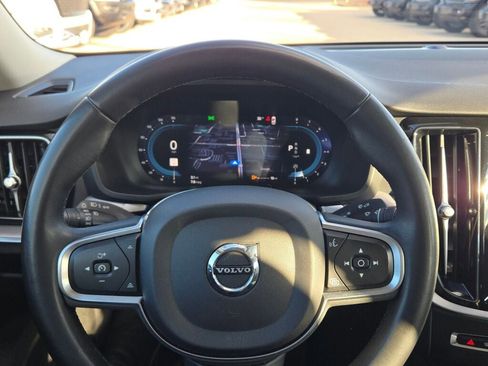 Used 2024 Volvo S60 B5 Core w/ Climate Package image 32