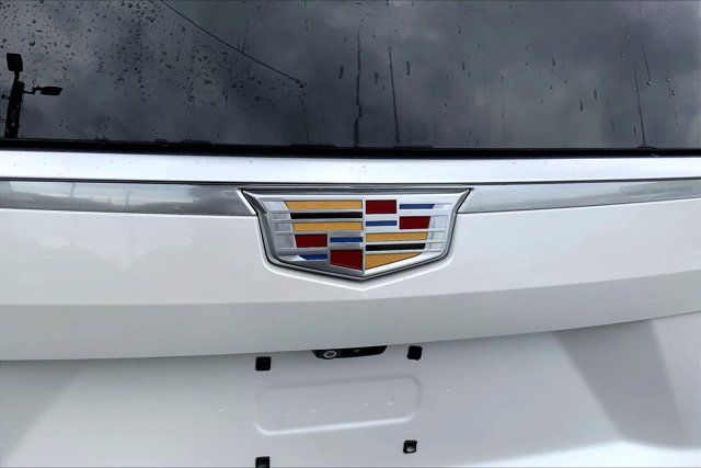 Used 2021 Cadillac Escalade Premium Luxury AWD/4WD image 32