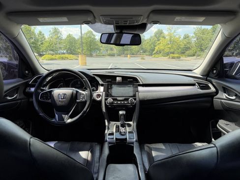 Used 2017 Honda Civic Touring image 20