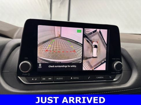 Used 2021 Nissan Rogue SV w/ Premium Package image 31