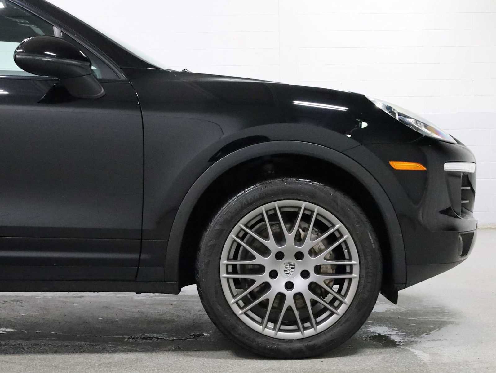 Used 2017 Porsche Cayenne S AWD/4WD image 11