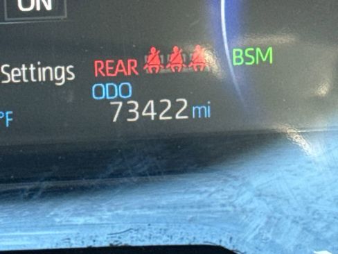 Used 2023 Toyota RAV4 AWD Hybrid image 16