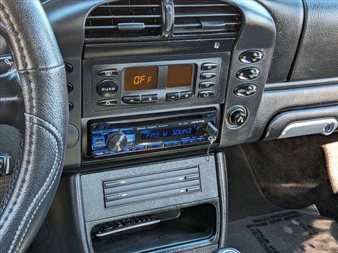 Used 2004 Porsche Boxster image 15