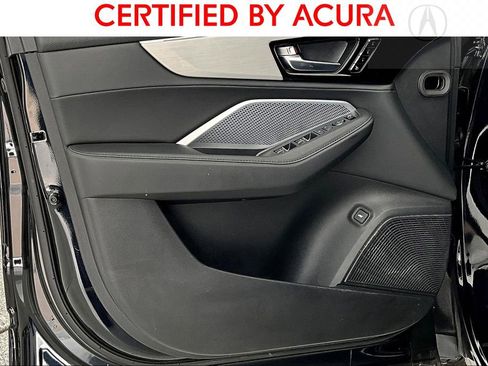 Used 2025 Acura MDX SH-AWD image 22