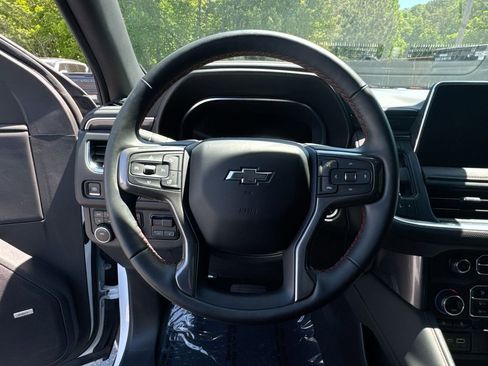 Used 2024 Chevrolet Suburban RST w/ Luxury Package AWD/4WD image 16