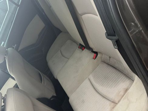 Used 2014 MAZDA MAZDA3 i Sport image 14