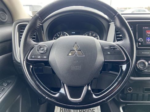 Used 2017 Mitsubishi Outlander SEL image 21