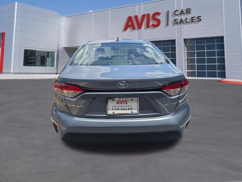 Used 2025 Toyota Corolla LE FWD image 7