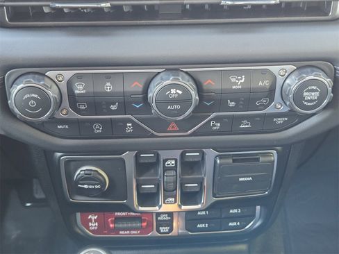 New 2026 Jeep Wrangler Unlimited Rubicon image 16