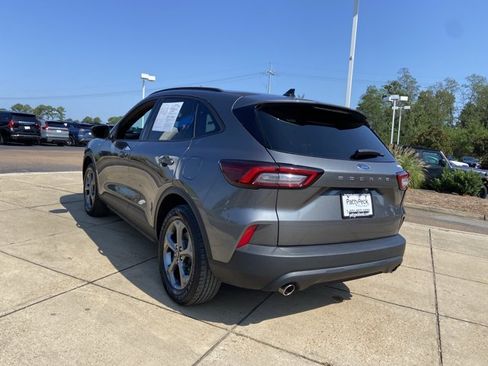 Used 2025 Ford Escape ST-Line FWD image 8