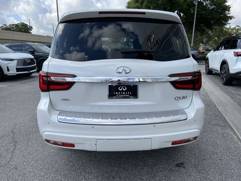 Certified 2024 INFINITI QX80 Sensory w/ Cargo Package AWD/4WD image 8