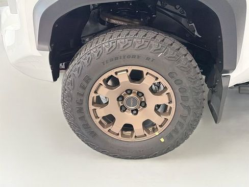 New 2026 Toyota Tacoma 4x4 Double Cab Hybrid image 25