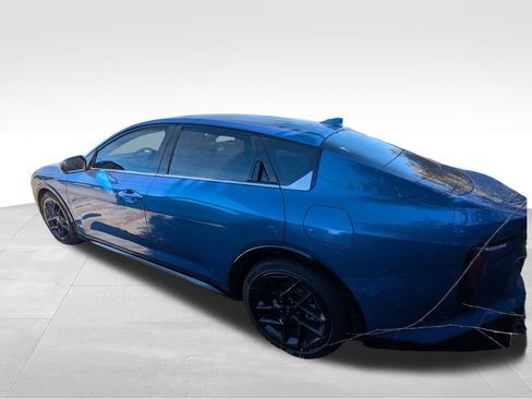 Certified 2025 Kia K4 GT-Line Turbo image 3