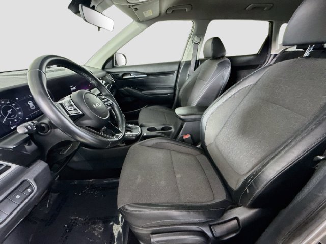 Used 2024 Kia Seltos S AWD/4WD image 21