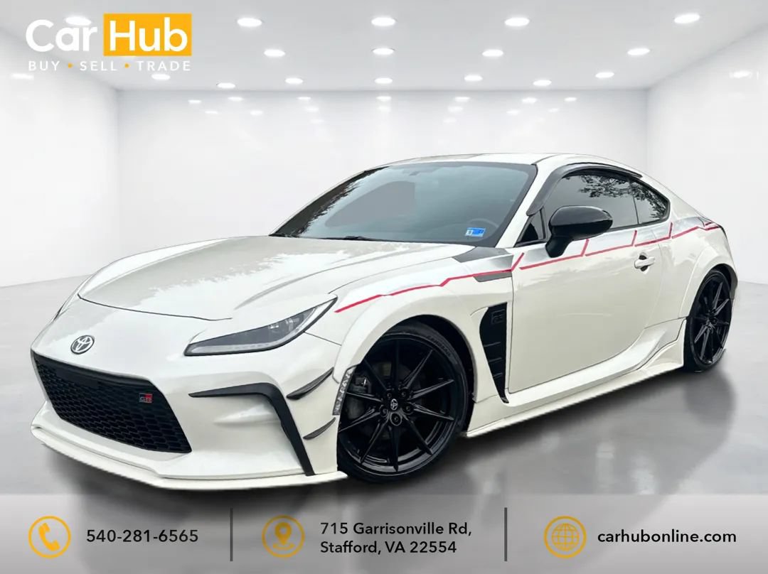 Used 2023 Toyota GR86 Premium w/ ALL Weather Mat Package (TMS) RWD image 3