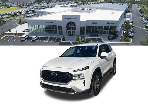 Used 2023 Hyundai Santa Fe SE image 3
