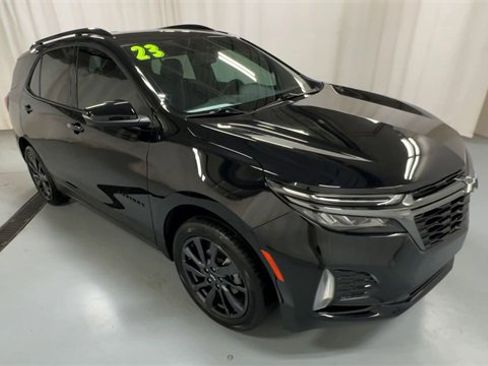 Used 2023 Chevrolet Equinox RS w/ RS Leather Package image 2