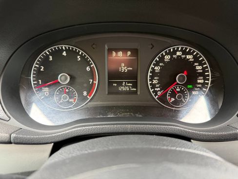Used 2013 Volkswagen Passat 2.5 S FWD image 15