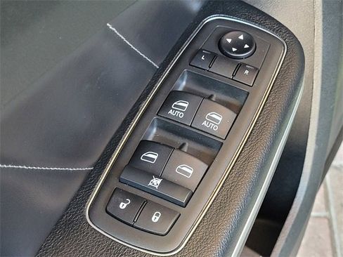 Used 2022 Dodge Charger Scat Pack image 16