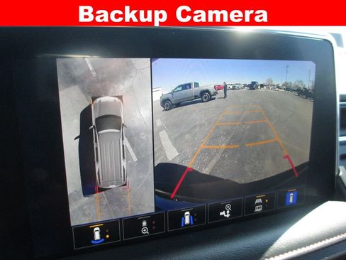 Used 2023 Chevrolet Suburban RST w/ Luxury Package image 19