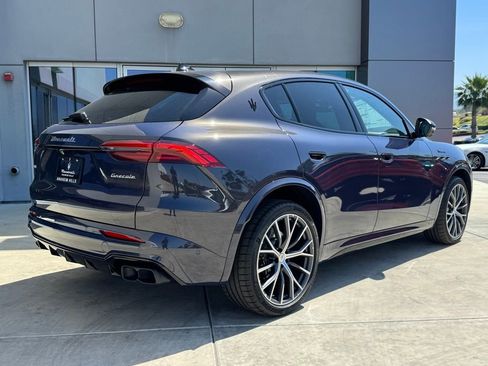 New 2026 Maserati Grecale Modena image 6