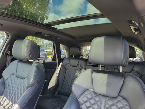 Certified 2024 Audi SQ5 Premium Plus image 15