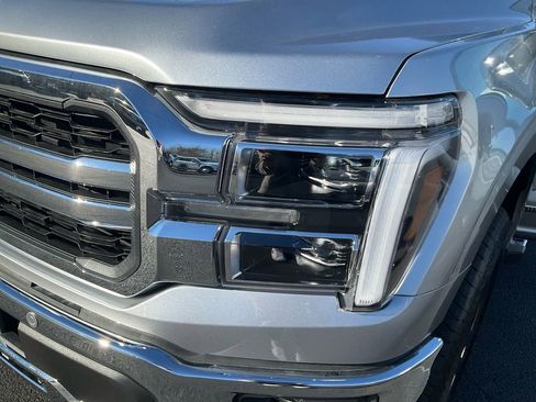 New 2025 Ford F150 Lariat w/ Equipment Group 501A Mid image 16