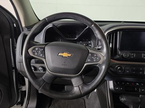 Used 2021 Chevrolet Colorado Z71 w/ Safety Package AWD/4WD image 12