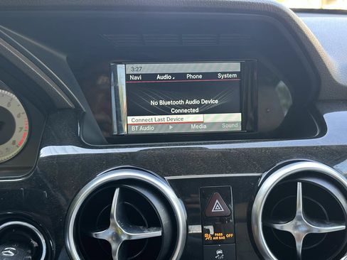 Used 2015 Mercedes-Benz GLK 350 2WD image 29