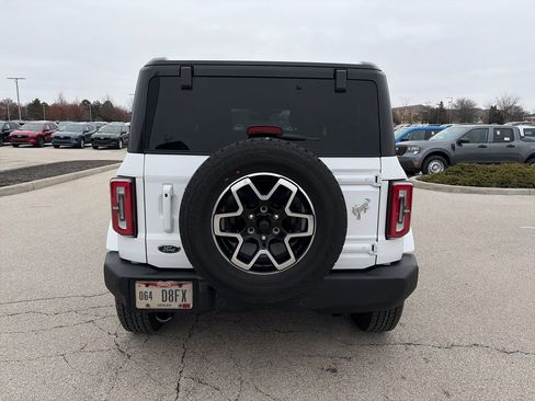 Used 2025 Ford Bronco Outer Banks image 6
